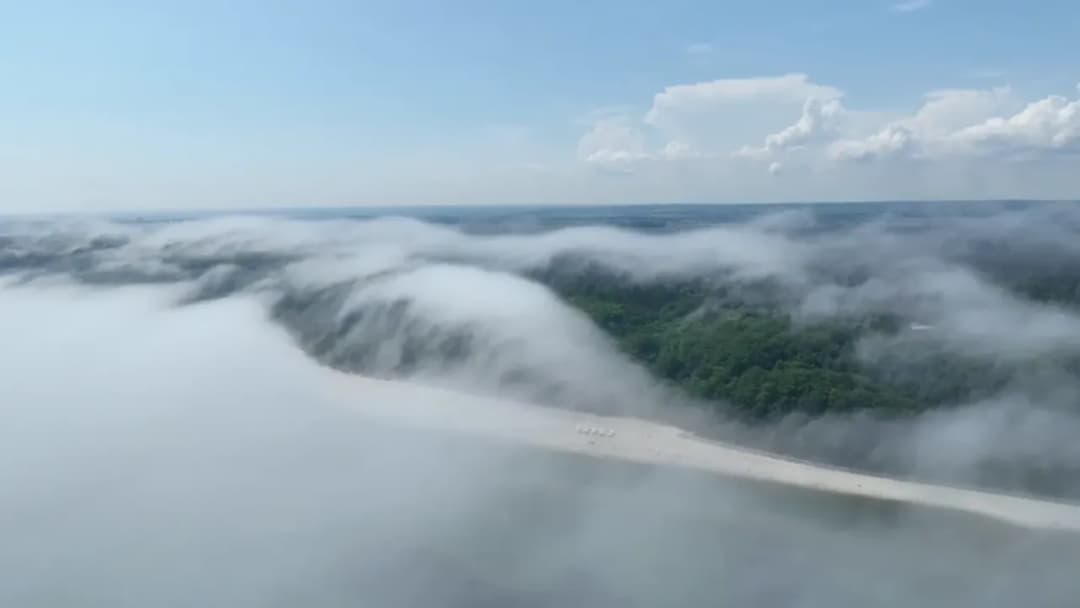 Mgła nad morzem – co oznacza, jak powstaje i jak wpływa na codzienne życie