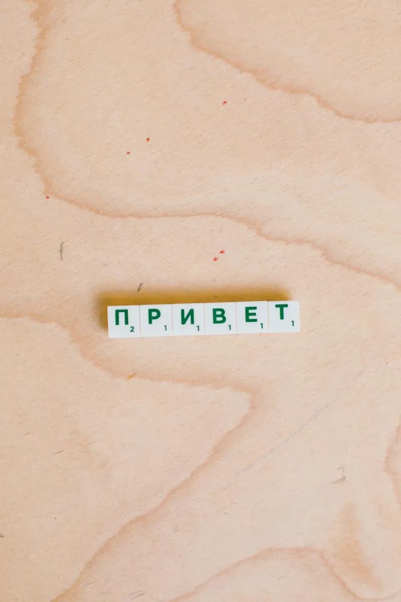 Cyrylica w jakich krajach? Odkryj niespodzianki i znaczenie alfabetu