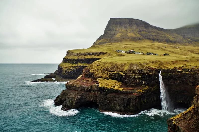 Wyspy Owcze do kogo należą? Prawda o ich statusie i historii